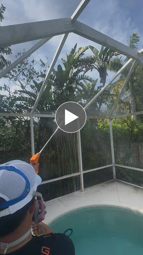Good Worx Pressure Washing a Lanai